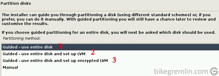 Disk partitioning options Opcije za particionisanje diska Set up LVM (2) omogućava da naknadno menjate veličinu particije, dok Encrypted LVM (3) kriptuje sve podatke skladištene na diskuSet up LVM (2) enables you to change partition space later, while Encrypted LVM (3) encrypts all the stored data