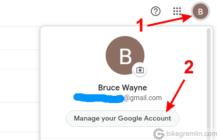 Ulogujte se u svoj Gmail nalog, kliknite na ikonicu u gornjem-desnom uglu (1), pa zatim na "Manage your Google Account" (2)